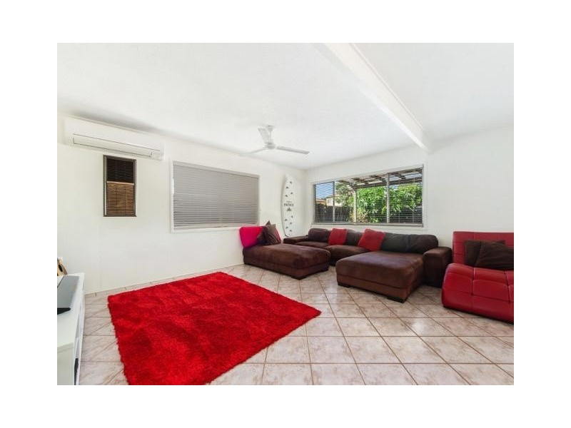 16 Mason Street, Southport QLD 4215