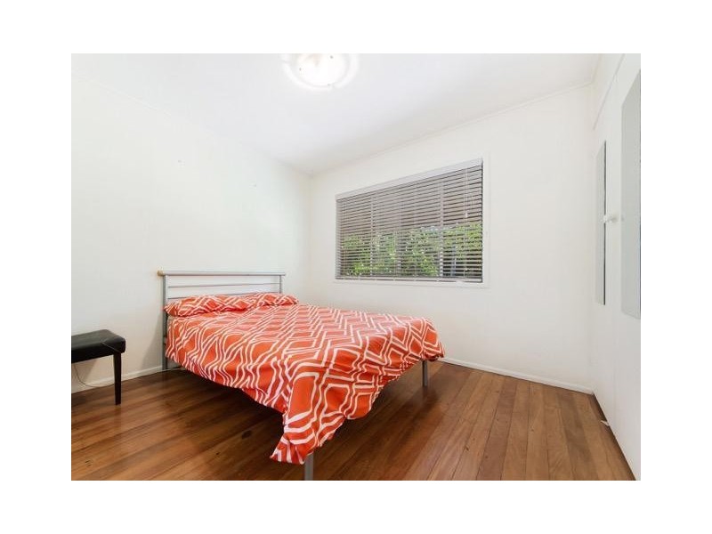 16 Mason Street, Southport QLD 4215