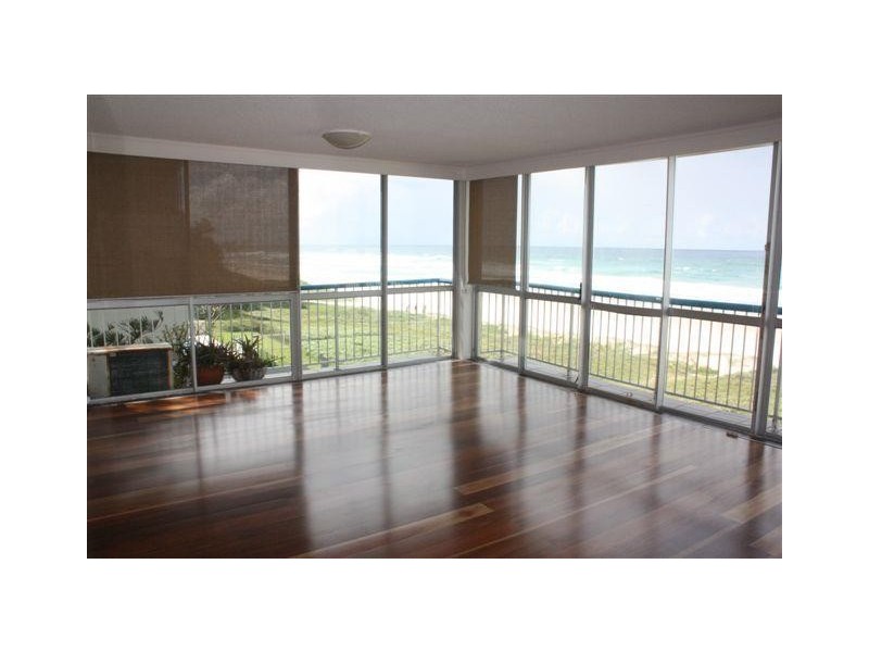 65 Garfield Terrace, Surfers Paradise QLD 4217