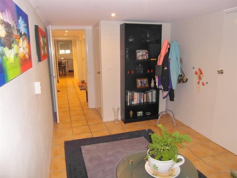 6 Andrews Street, Southport QLD 4215