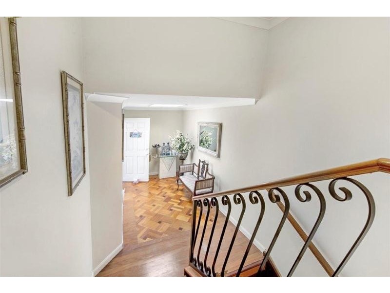 6/100 Cotlew Street East, Southport QLD 4215