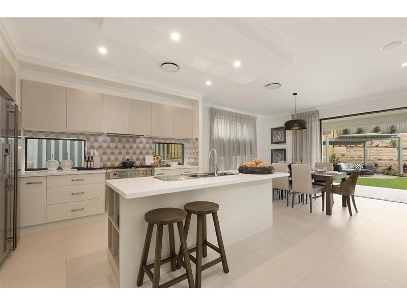 27 Hans Street, Upper Coomera QLD 4209