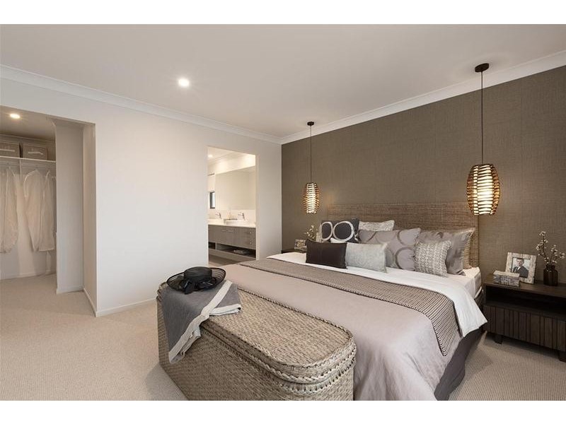 27 Hans Street, Upper Coomera QLD 4209