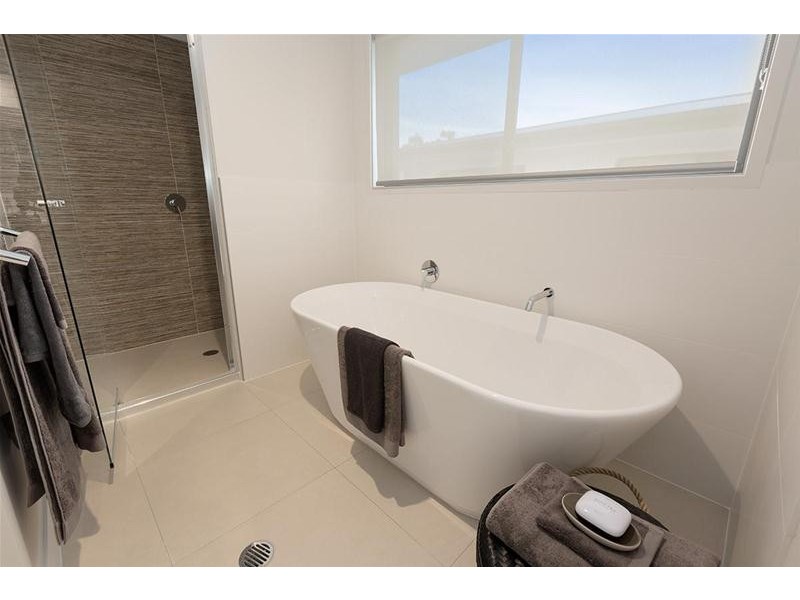 27 Hans Street, Upper Coomera QLD 4209