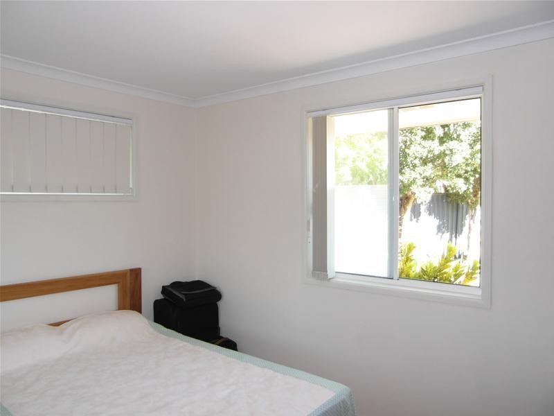 77 Savoy Drive, Broadbeach Waters QLD 4218