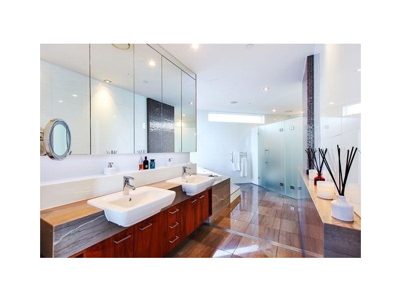 ‘Allure’ 1 Northcliffe Terrace, Surfers Paradise QLD 4217