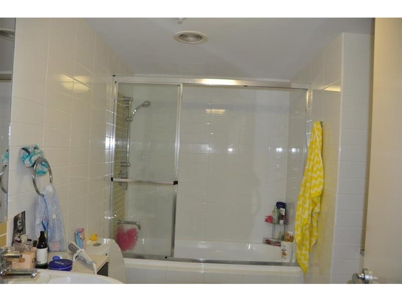 ‘Wings’ 18 Fern Street, Surfers Paradise QLD 4217