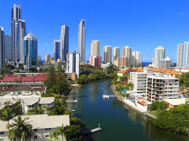 21 Peninsular Drive ‘Edgewater Gardens’, Surfers Paradise QLD 4217