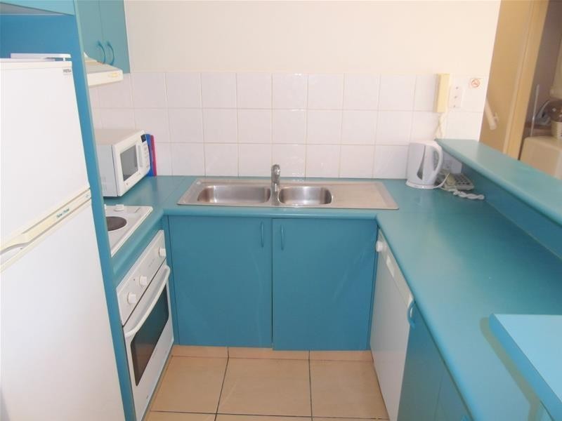 199 Surf Parade “Surfers Beach Resort”, Broadbeach QLD 4218