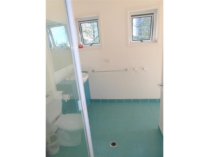 199 Surf Parade “Surfers Beach Resort”, Broadbeach QLD 4218