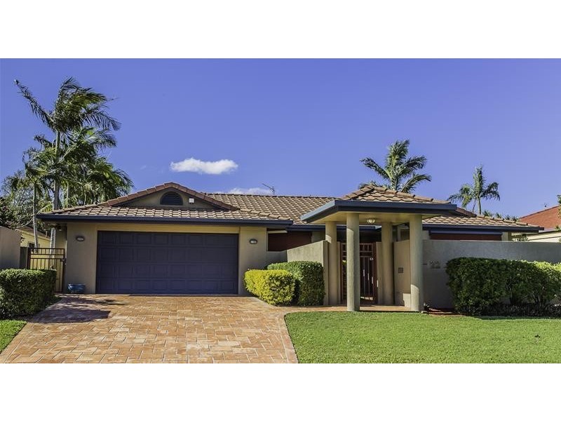 22 Christa Way, Benowa Waters QLD 4217