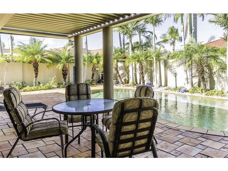 22 Christa Way, Benowa Waters QLD 4217