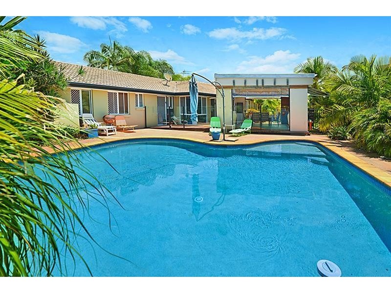 25 Mackay Close, Sorrento QLD 4217