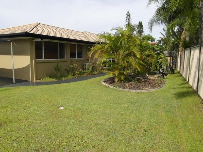 25 Mackay Close, Sorrento QLD 4217