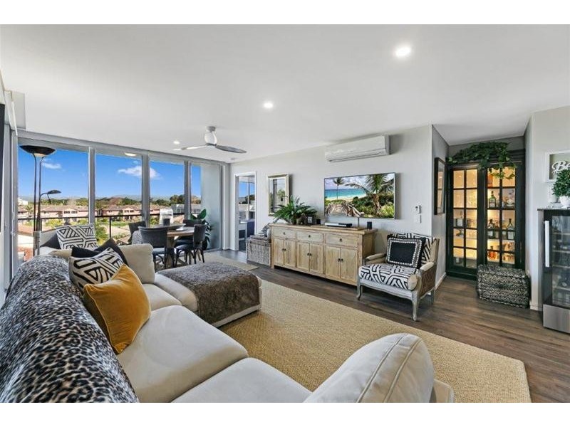 2414/1-7 Waterford Court, Bundall QLD 4217