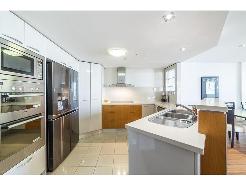 173/21 Cypress Avenue, Surfers Paradise QLD 4217