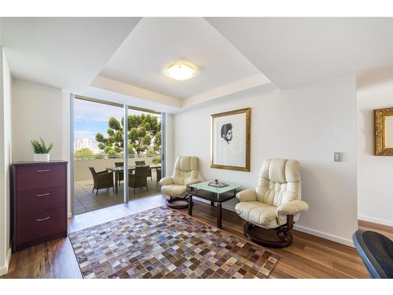 173/21 Cypress Avenue, Surfers Paradise QLD 4217