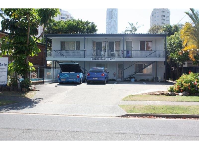 2/5 Leonard Avenue, Surfers Paradise QLD 4217