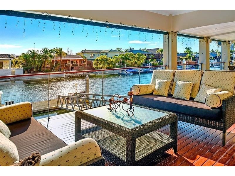 18 Buccaneer Court, Paradise Waters QLD 4217