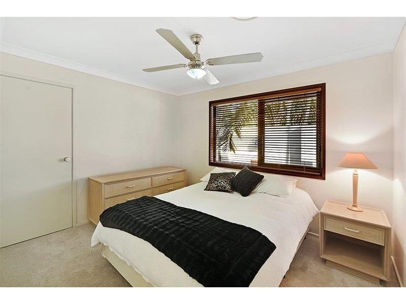 18 Buccaneer Court, Paradise Waters QLD 4217