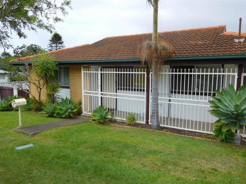 8 Louise Street, Southport QLD 4215