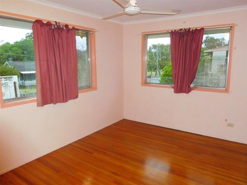 8 Louise Street, Southport QLD 4215