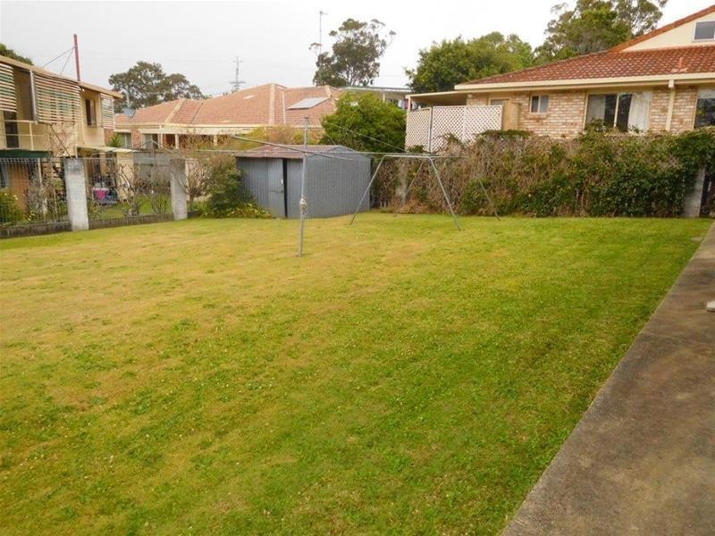 8 Louise Street, Southport QLD 4215