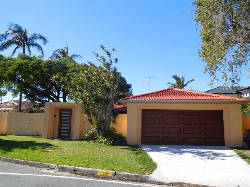 26 Platypus Avenue, Sorrento QLD 4217