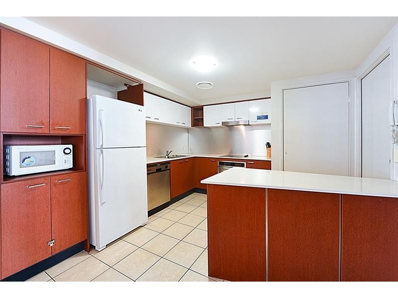 23 Ferny Avenue, Surfers Paradise QLD 4217