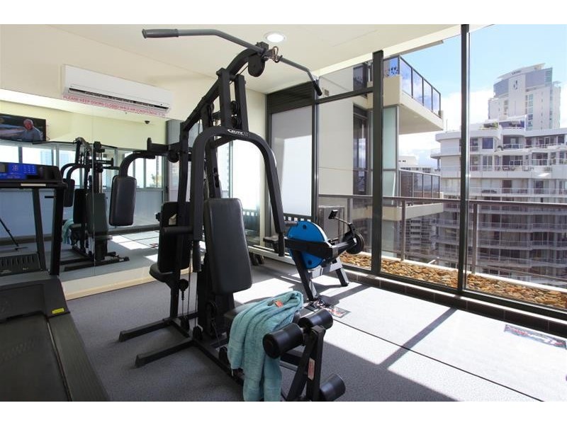 18 Cypress Avenue, Surfers Paradise QLD 4217