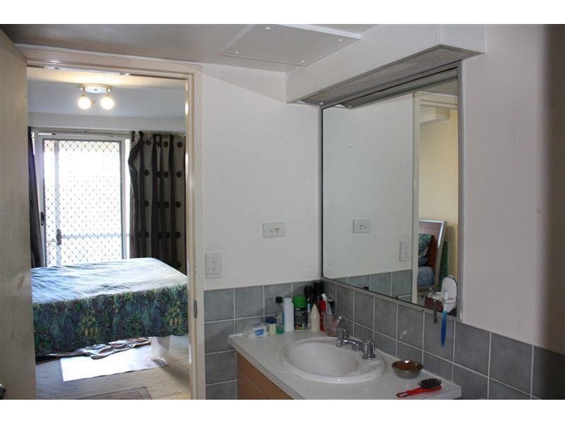 203/12 Enderley Avenue, Surfers Paradise QLD 4217