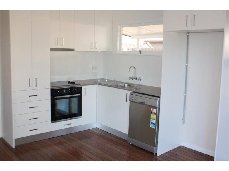 9 O’Doherty Avenue, Southport QLD 4215