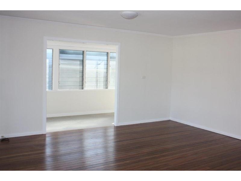 9 O’Doherty Avenue, Southport QLD 4215