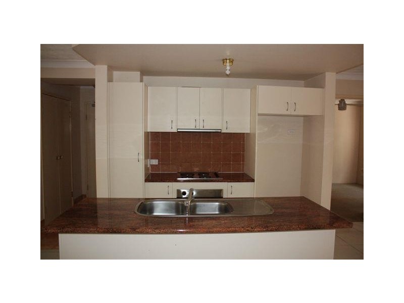 13 Illawong Street, Chevron Island QLD 4217