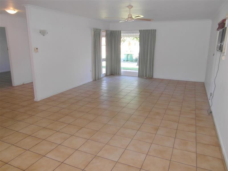 12 Brindisi Avenue, Isle Of Capri QLD 4217