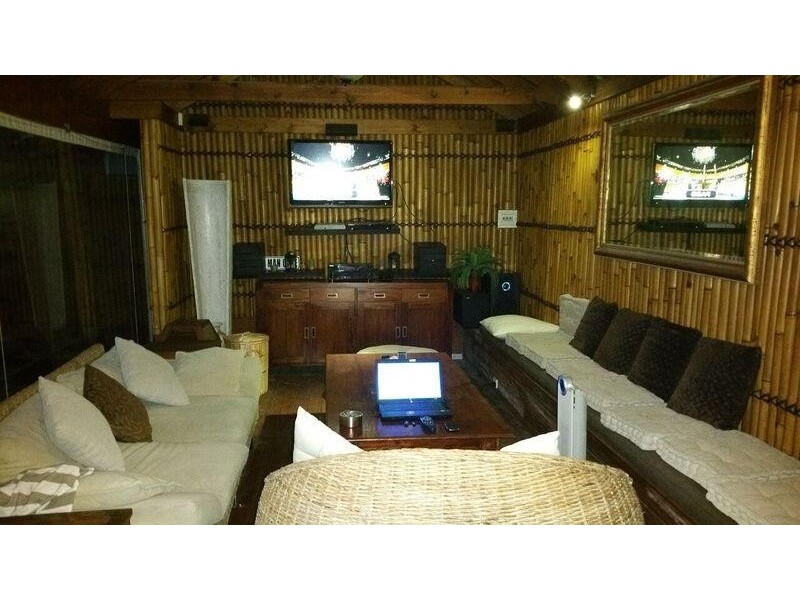 24 Lakeside Avenue, Broadbeach Waters QLD 4218