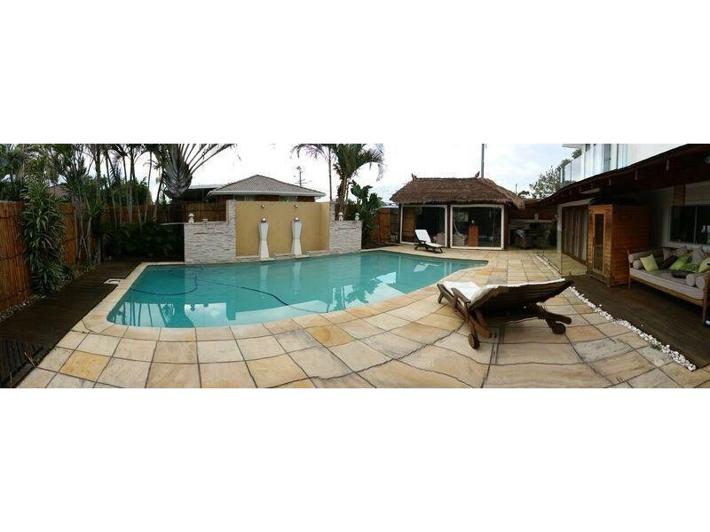 24 Lakeside Avenue, Broadbeach Waters QLD 4218