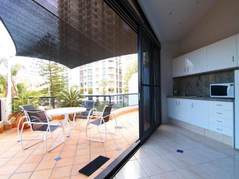 2/8 First Avenue, Broadbeach QLD 4218