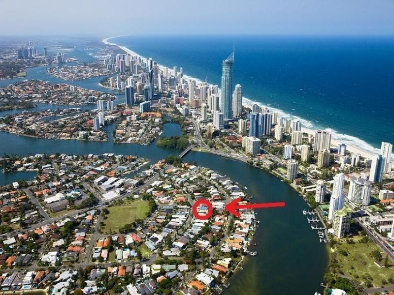 30 Brindisi Avenue, Isle Of Capri QLD 4217