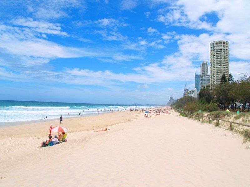 30 Brindisi Avenue, Isle Of Capri QLD 4217