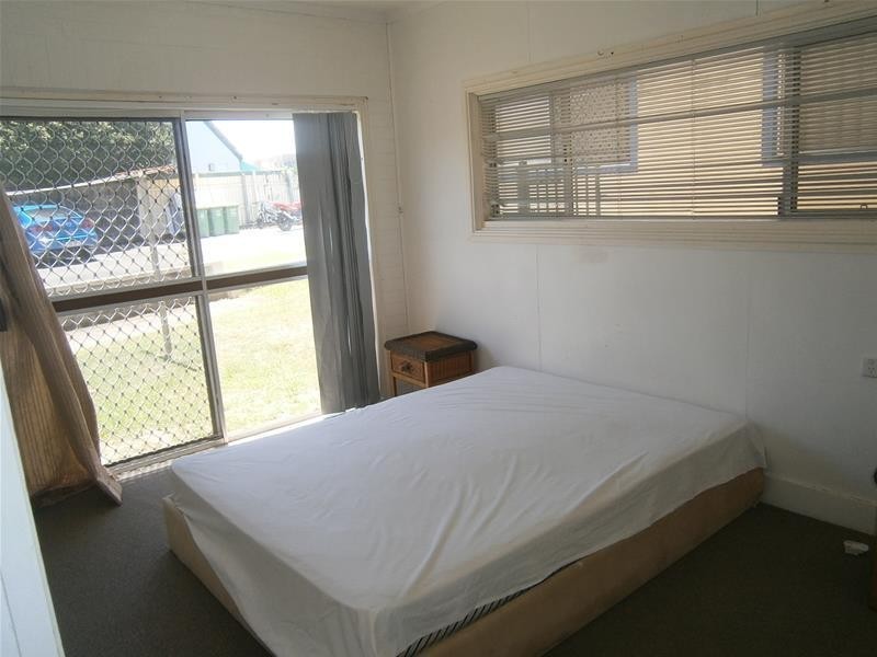 107 Stanhill Drive, Chevron Island QLD 4217