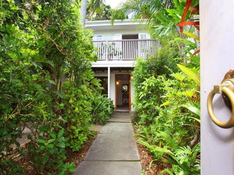 3 Andrews Street, Southport QLD 4215