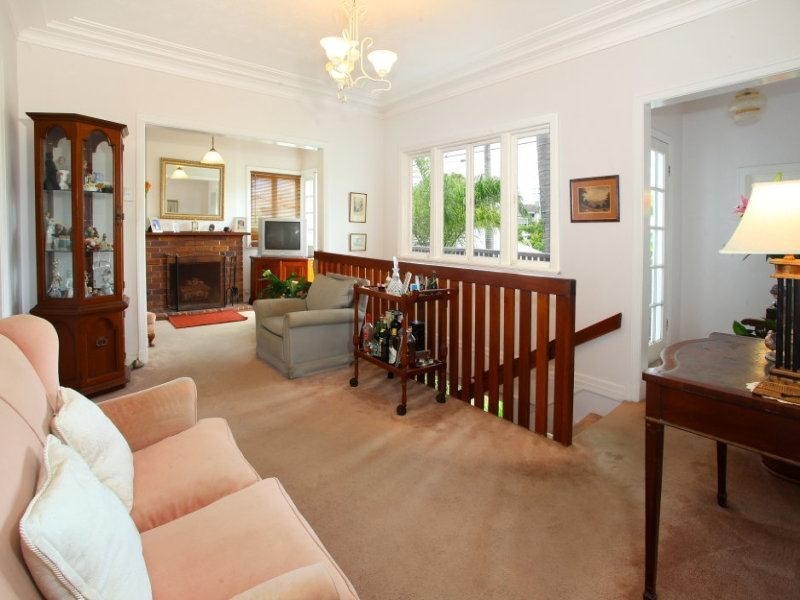 3 Andrews Street, Southport QLD 4215