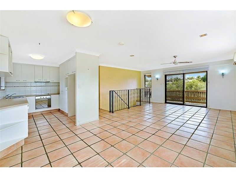 13  Yarran Drive, Ashmore QLD 4214