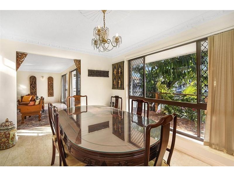 8 Viking Court, Paradise Waters QLD 4217