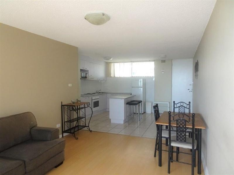 803 ‘The Sands’/40 The Esplanade, Surfers Paradise QLD 4217