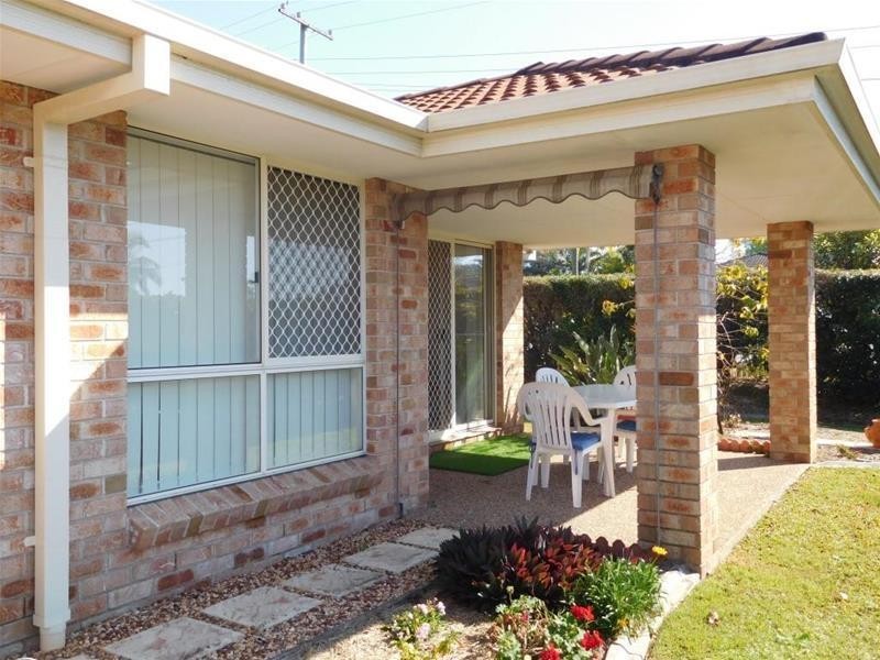 1/218 Central Street, Labrador QLD 4215