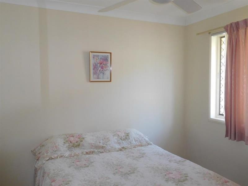 1/218 Central Street, Labrador QLD 4215