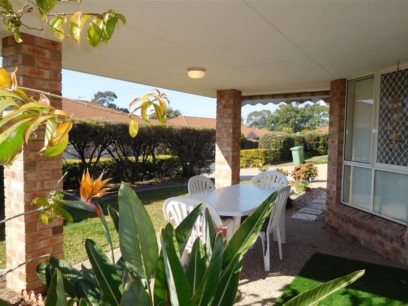 1/218 Central Street, Labrador QLD 4215