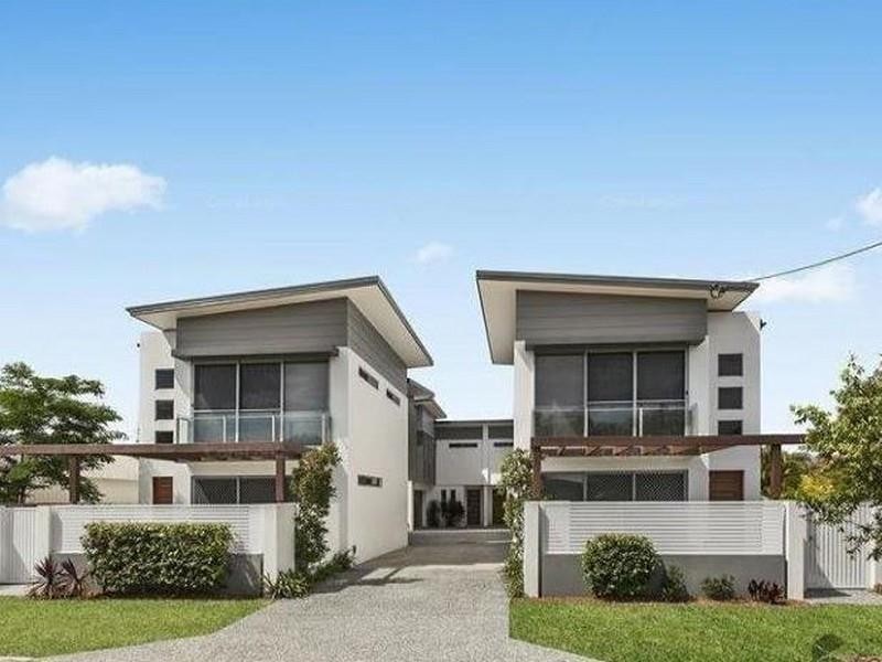 3/132 Eugaree Street, Southport QLD 4215